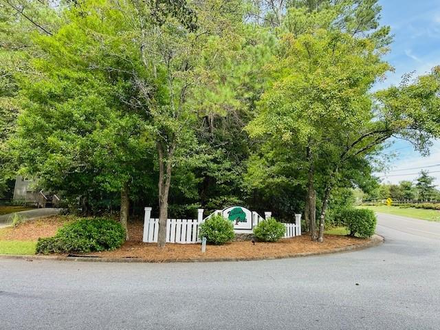 5860 Rolling Oaks Circle