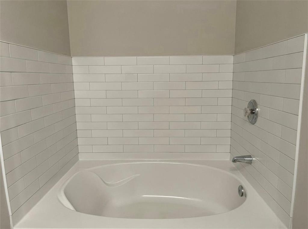 919 Magnolia Leaf Drive