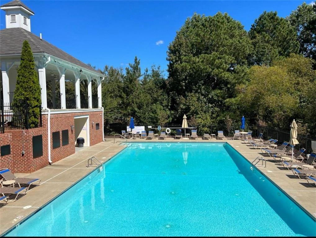 919 Magnolia Leaf Drive