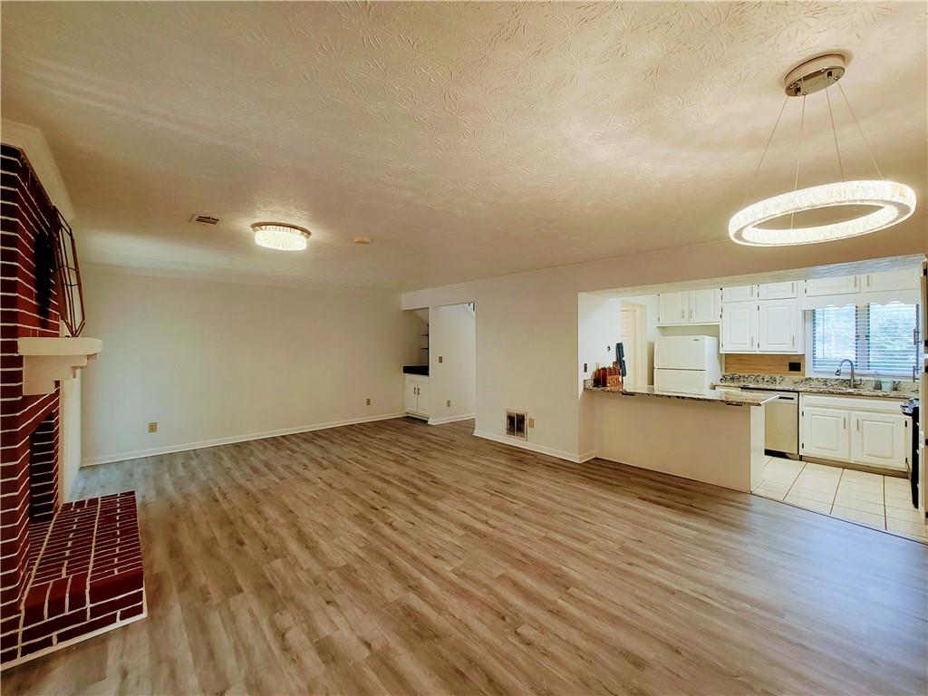 1575 Circlestone Drive