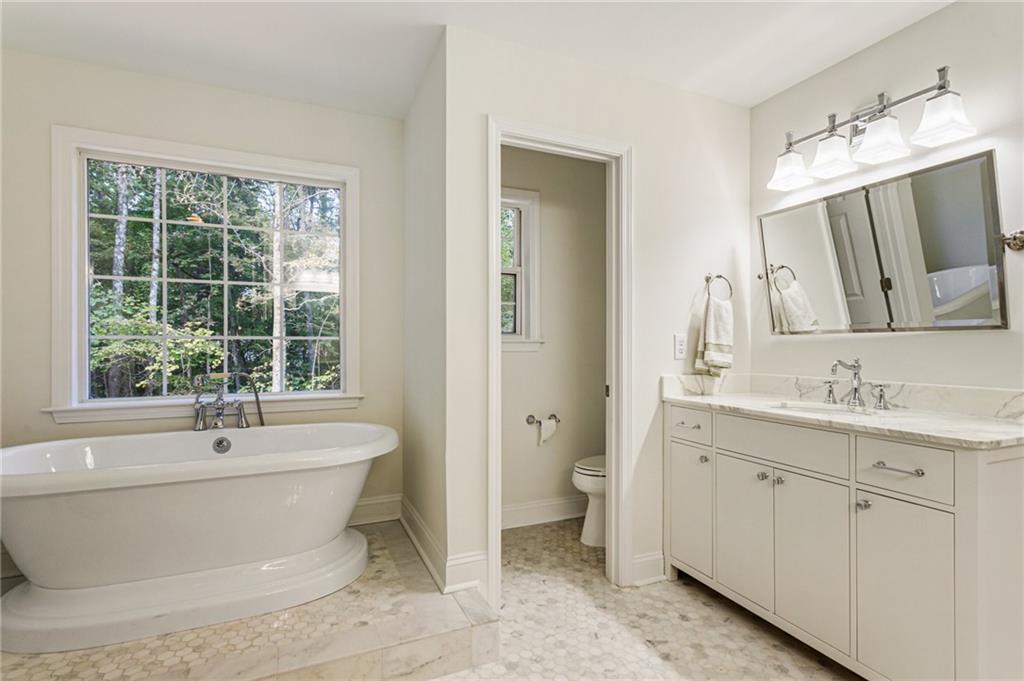 5184 Silhouette Lane SW