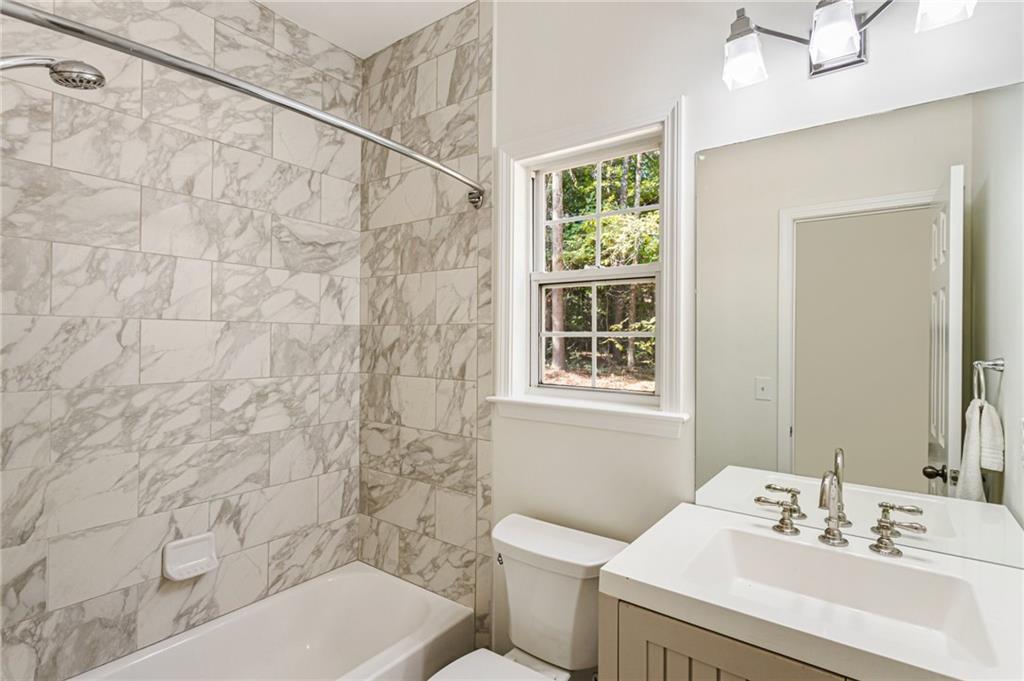 5184 Silhouette Lane SW