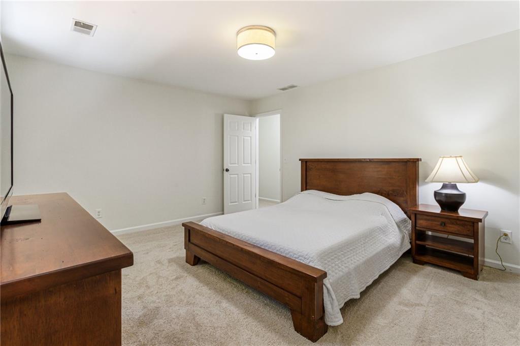 5184 Silhouette Lane SW