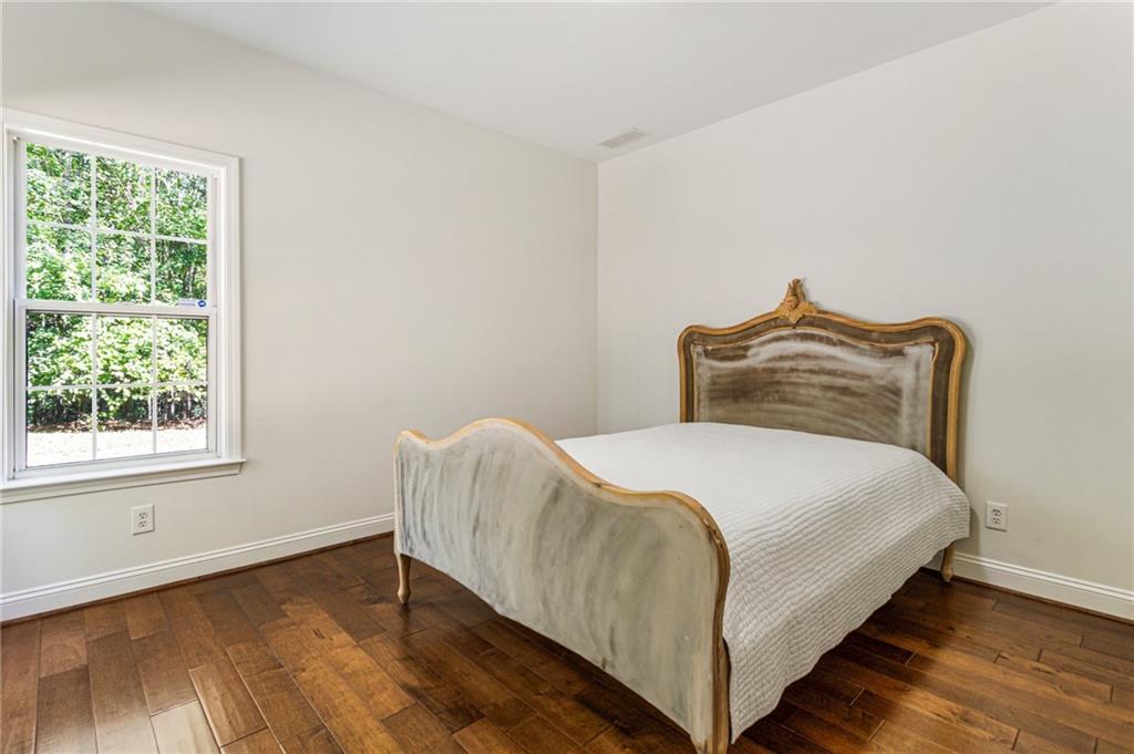 5184 Silhouette Lane SW