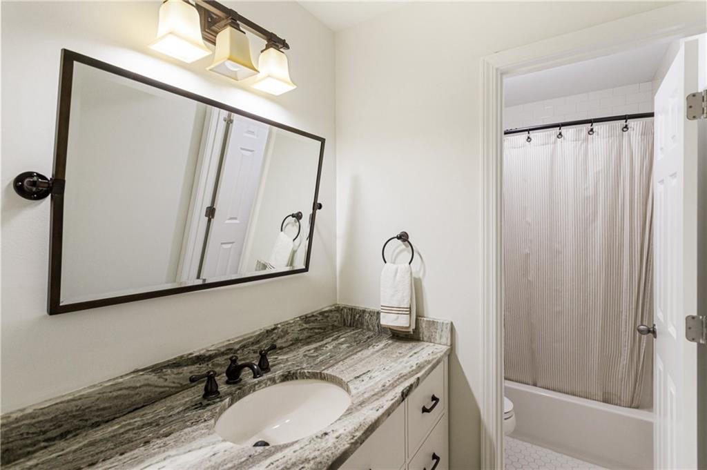 5184 Silhouette Lane SW