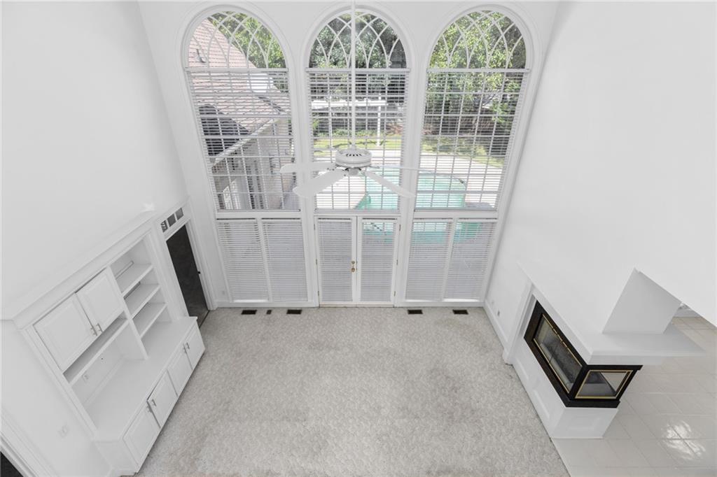 9165 Tuckerbrook Lane