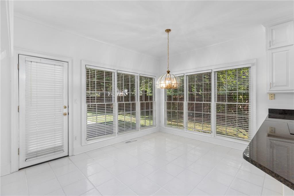 9165 Tuckerbrook Lane