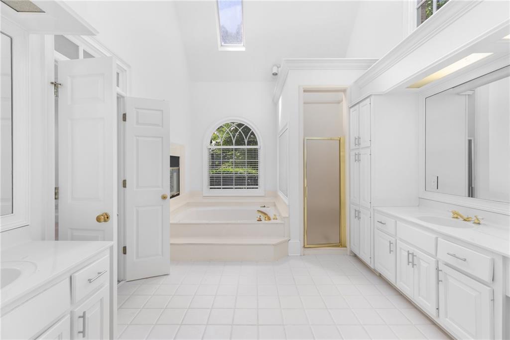 9165 Tuckerbrook Lane