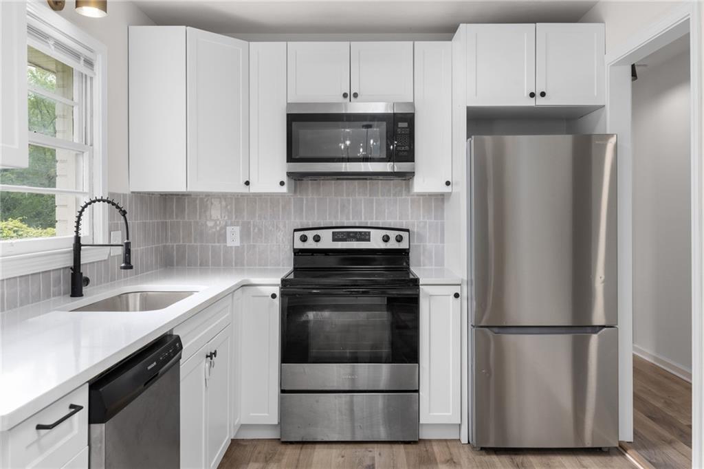 1755 Rockbridge Road NW