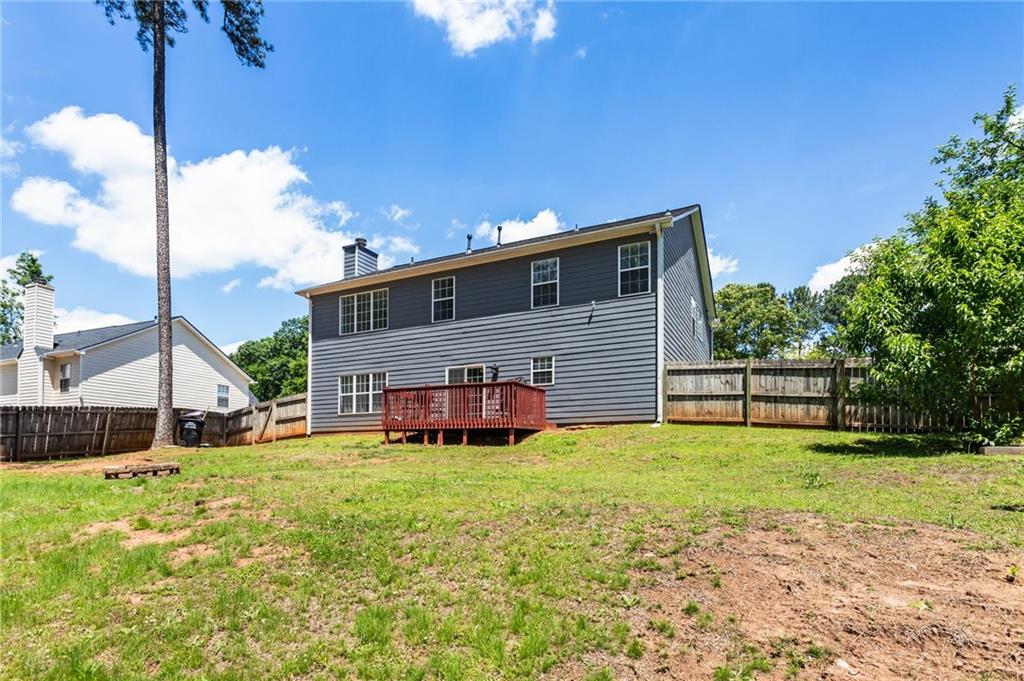 209 Courtland Oaks Drive SW