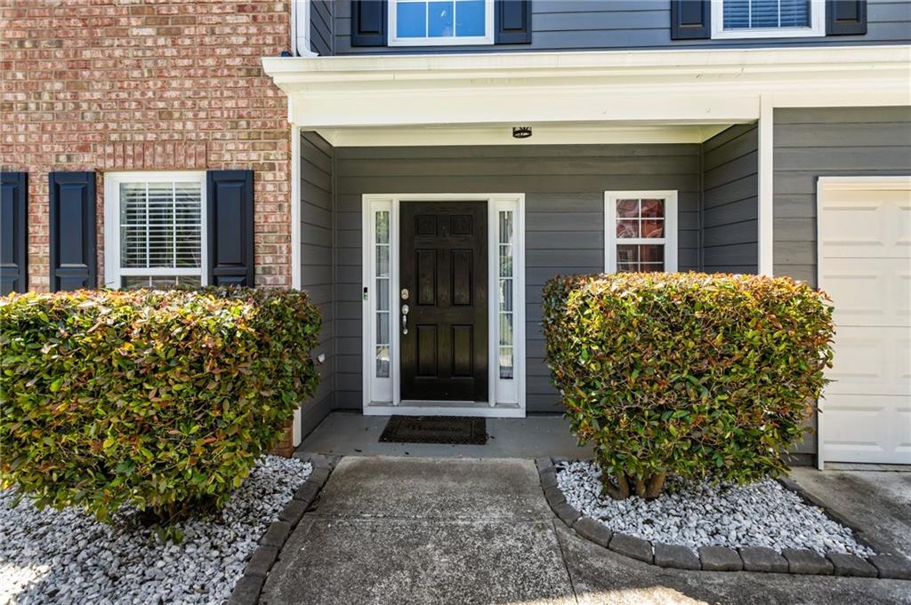 209 Courtland Oaks Drive SW