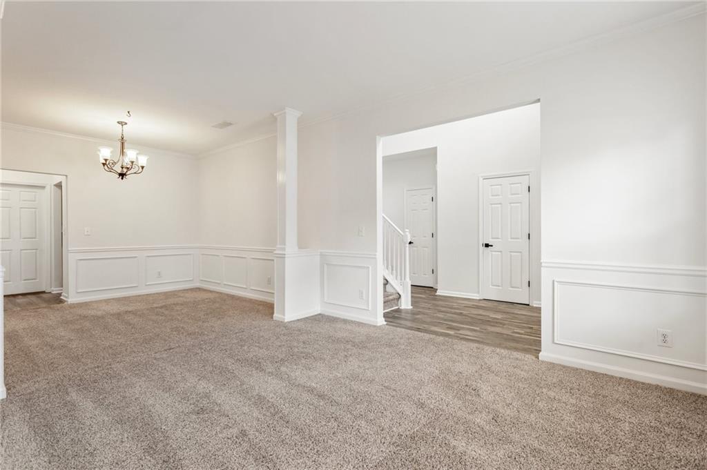 209 Courtland Oaks Drive SW