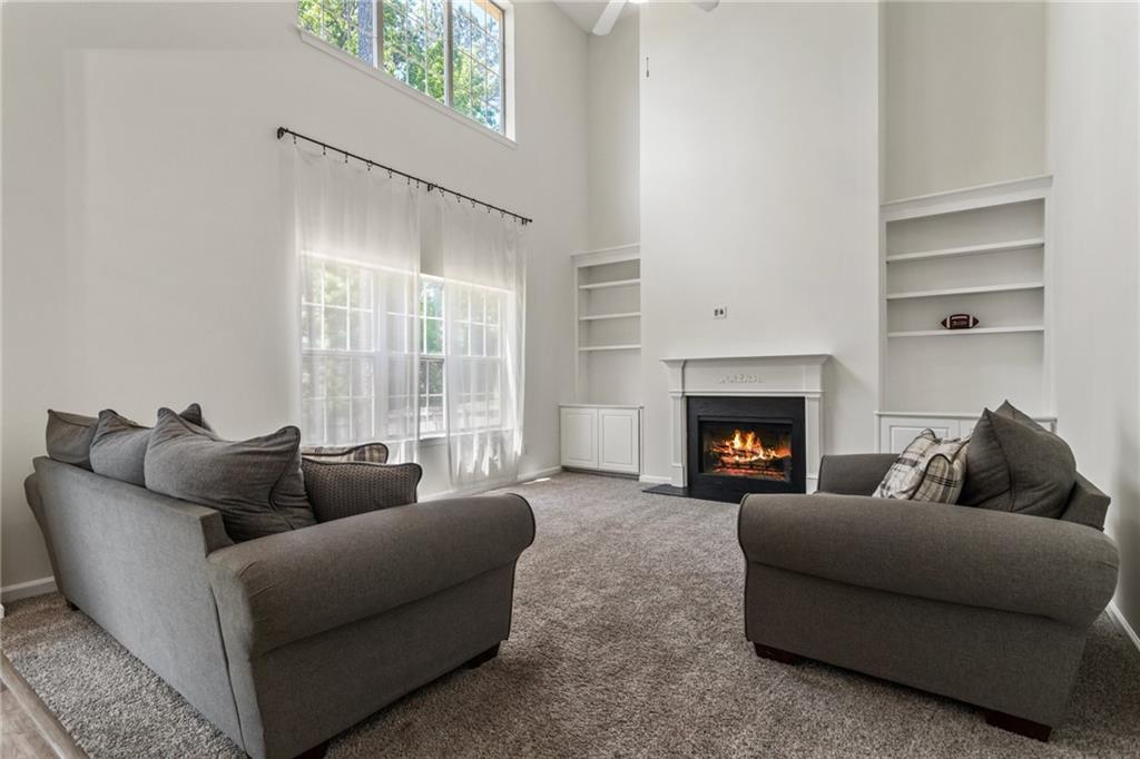 209 Courtland Oaks Drive SW