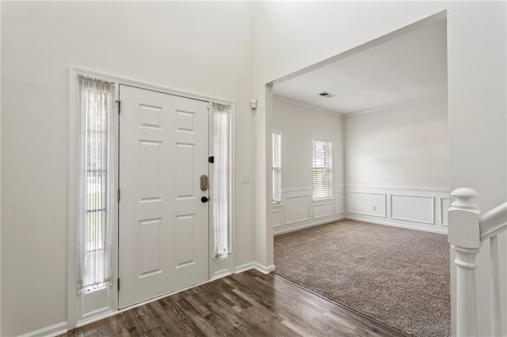 209 Courtland Oaks Drive SW