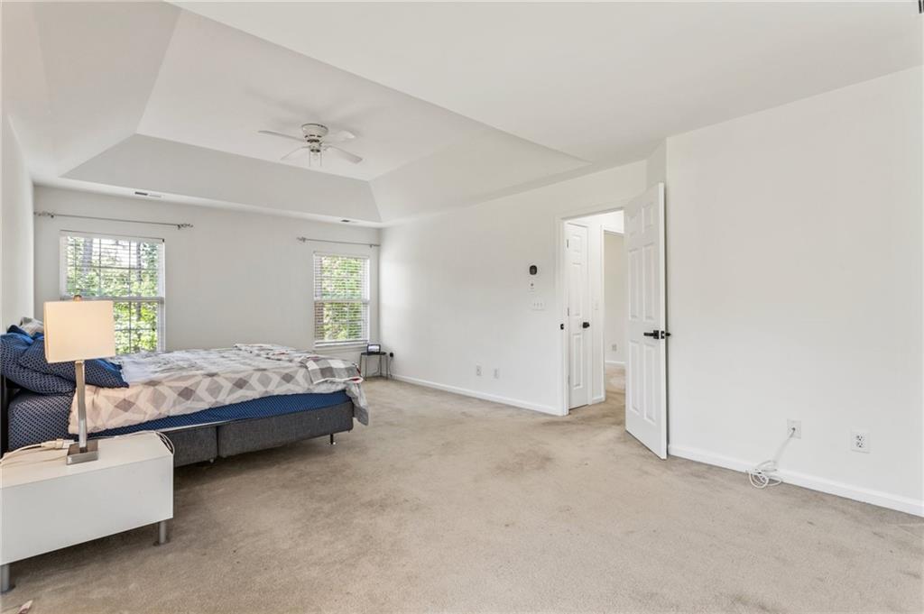 209 Courtland Oaks Drive SW