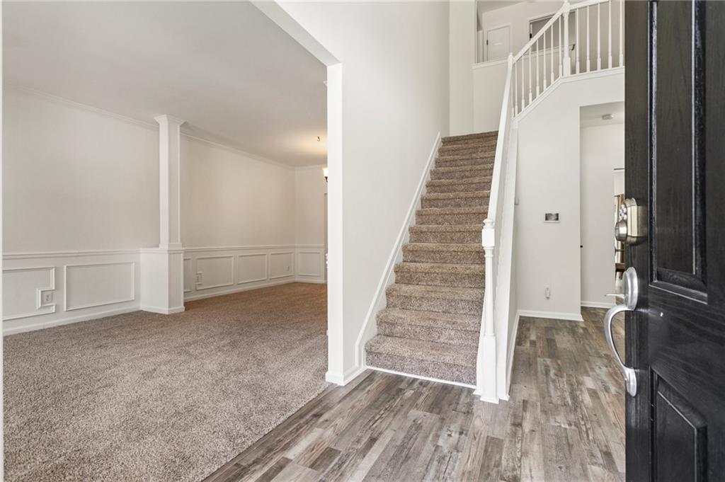 209 Courtland Oaks Drive SW