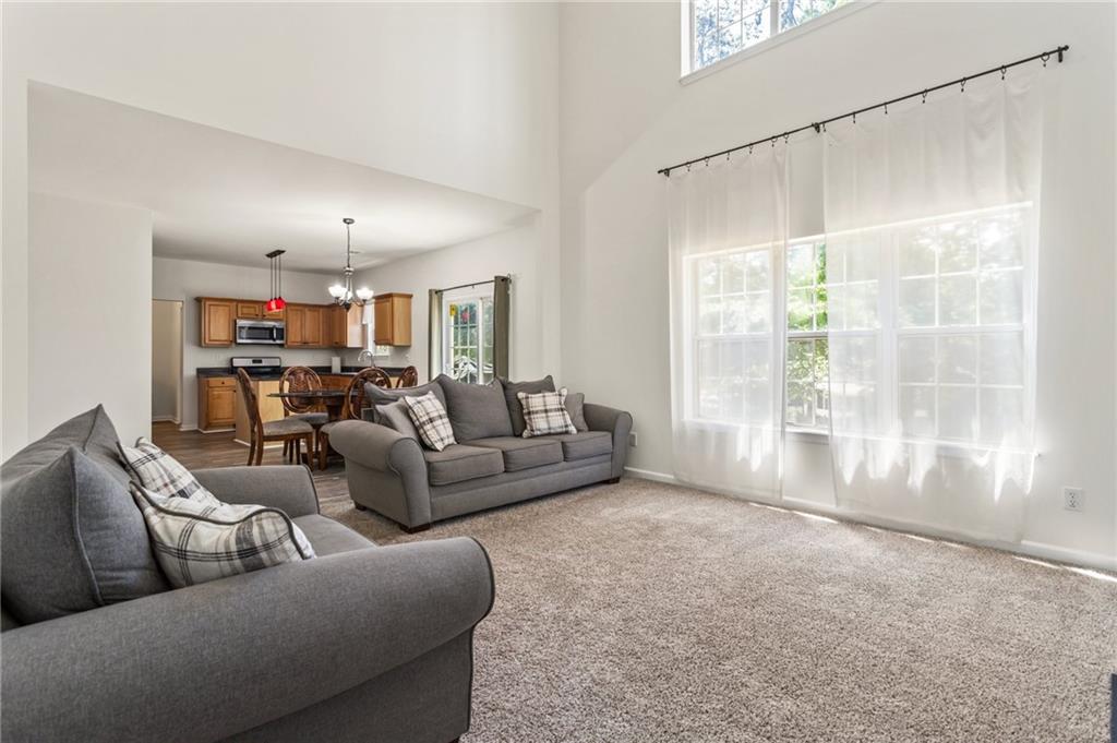 209 Courtland Oaks Drive SW