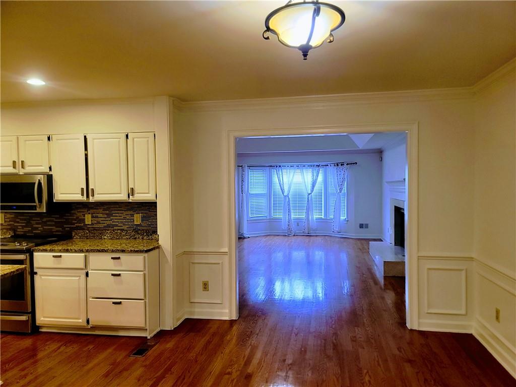 4503 Hunters Terrace