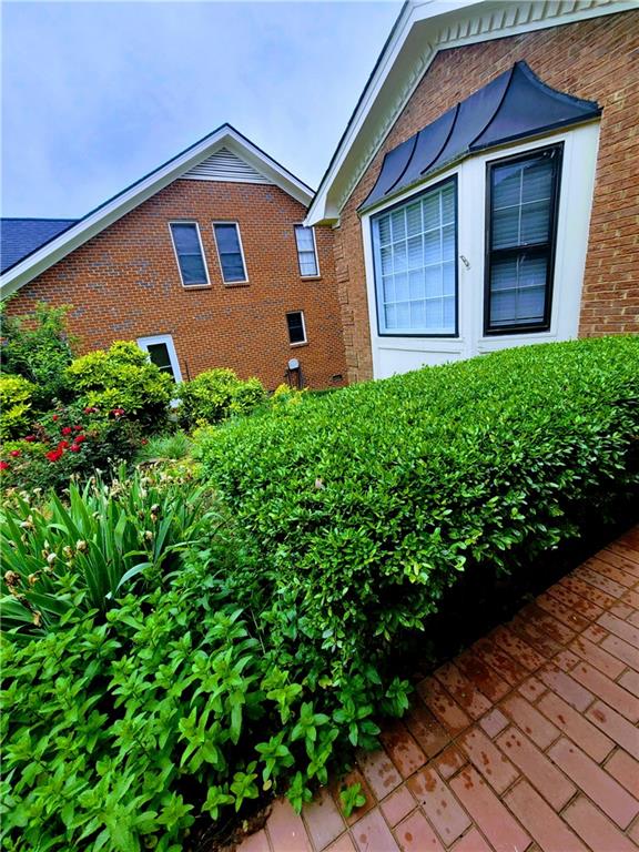 4503 Hunters Terrace