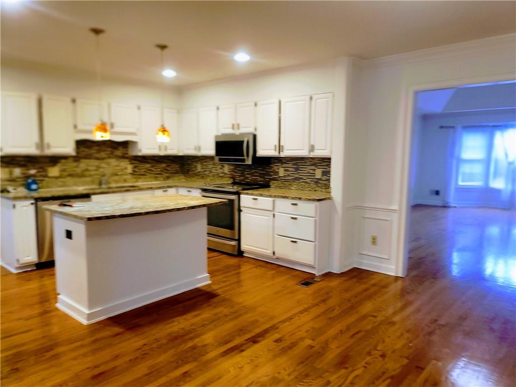 4503 Hunters Terrace