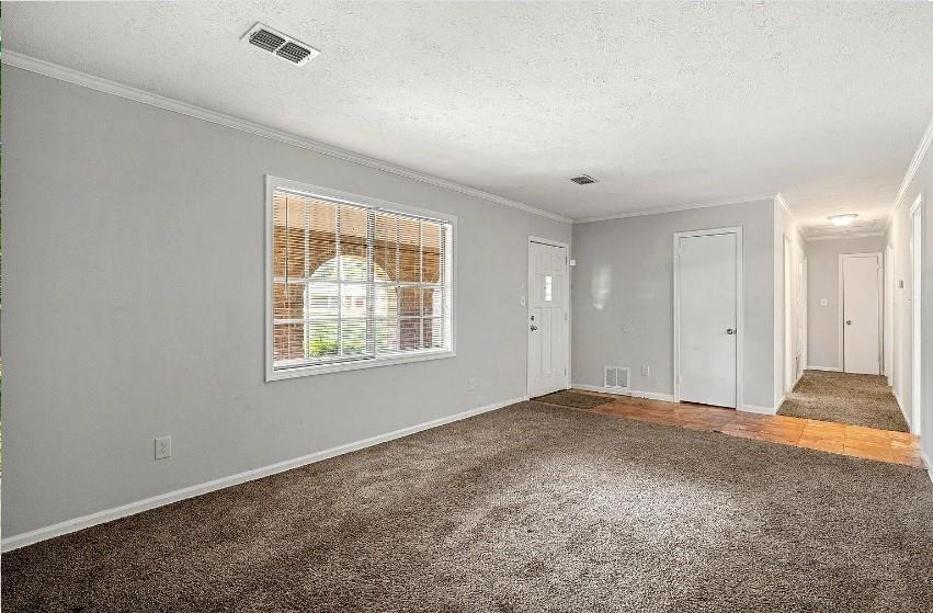 2830 Knollview Drive