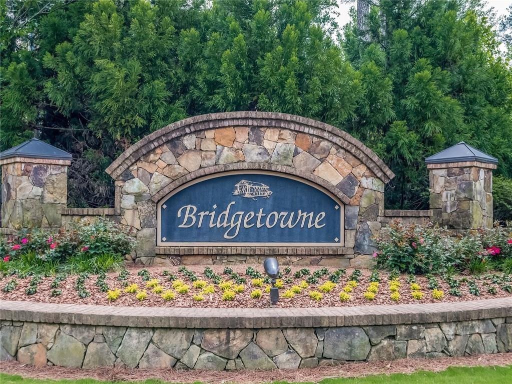 3945 Pointe Vecchio Circle