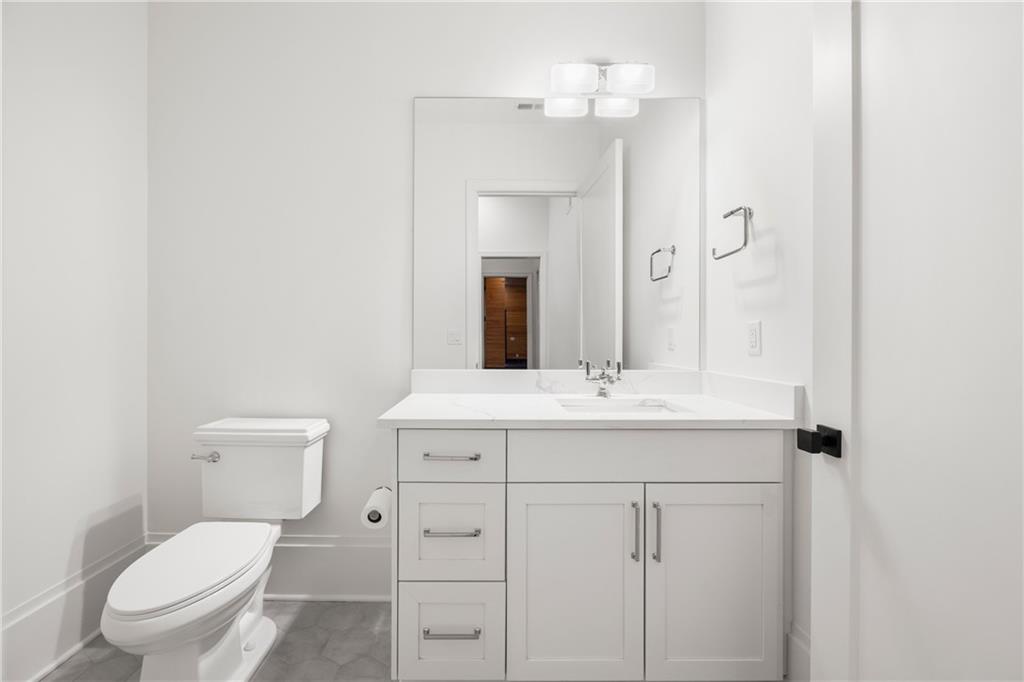 803 Courtenay Drive NE