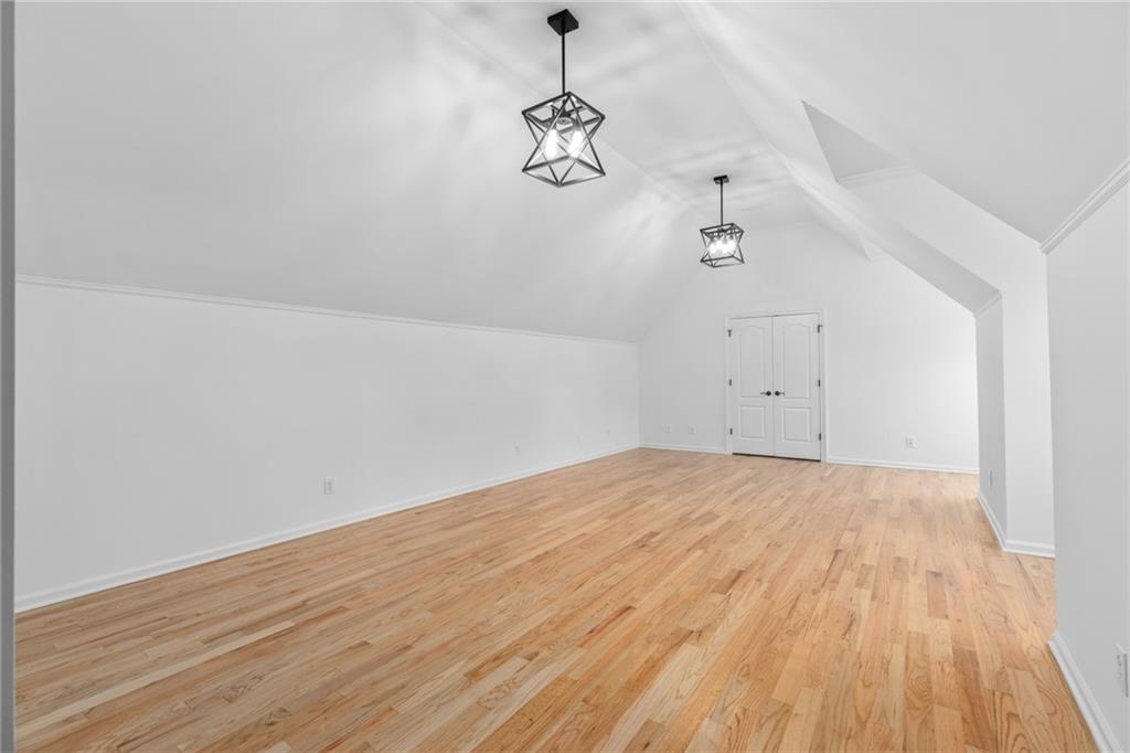 1001 Quaker Ridge Way