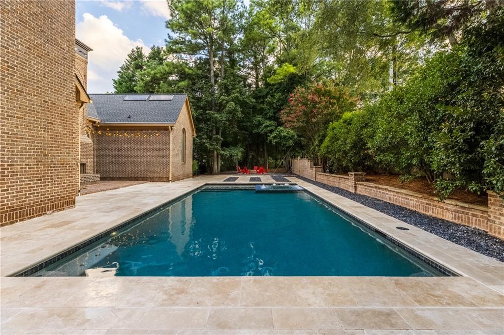 1001 Quaker Ridge Way