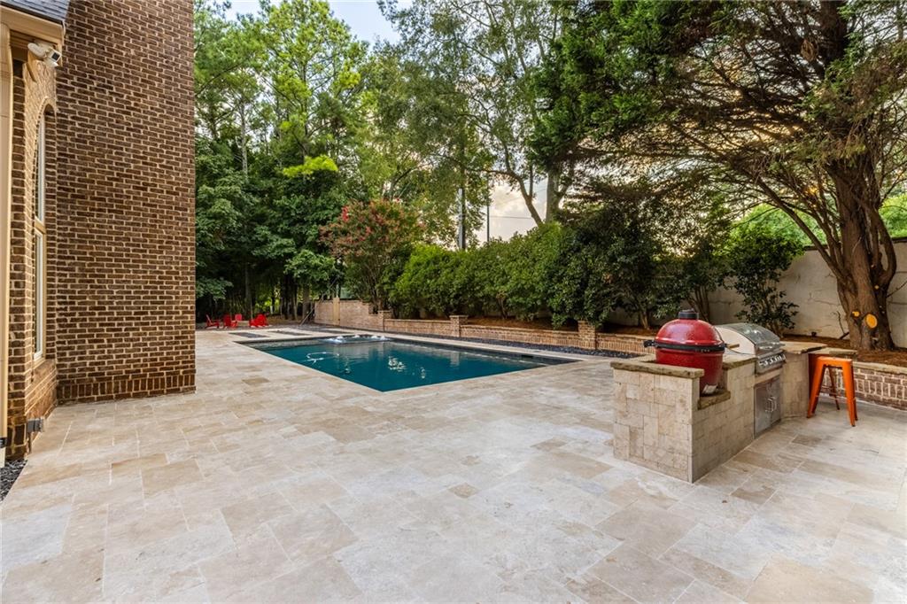 1001 Quaker Ridge Way