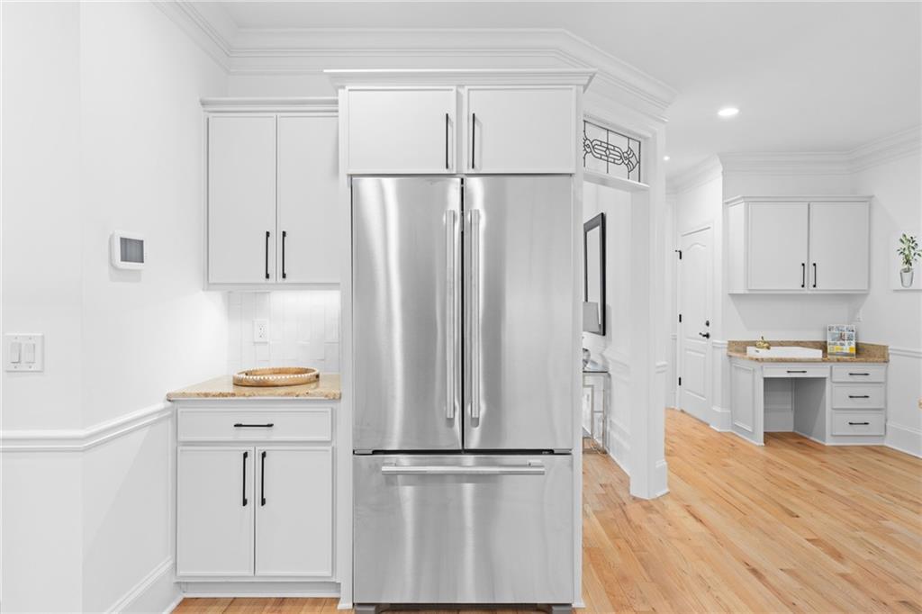 1001 Quaker Ridge Way