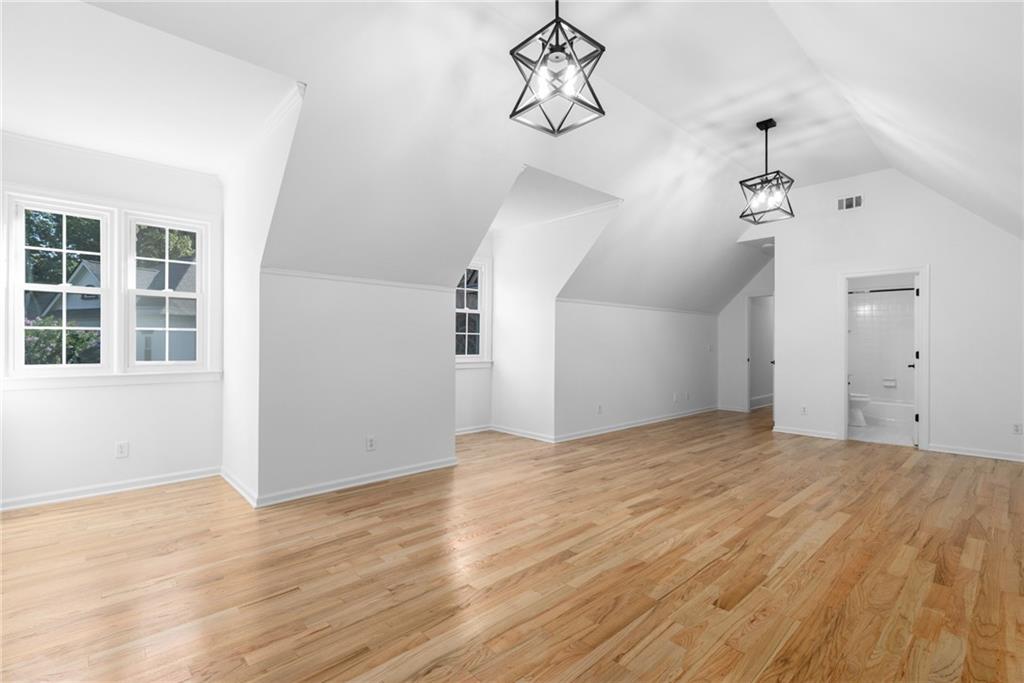 1001 Quaker Ridge Way