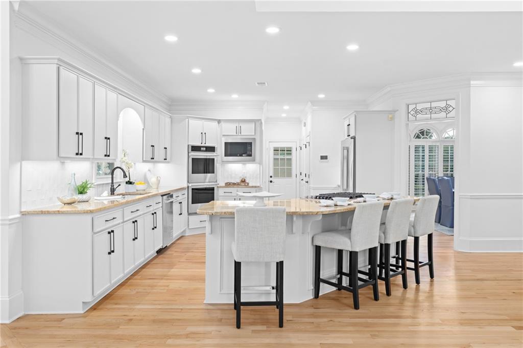 1001 Quaker Ridge Way