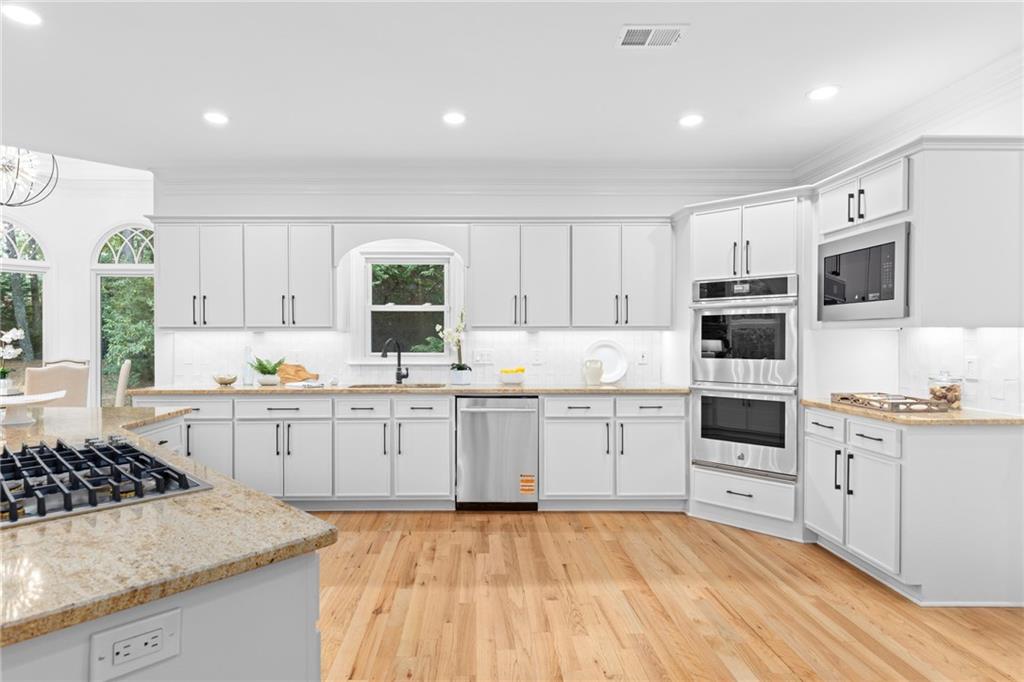 1001 Quaker Ridge Way