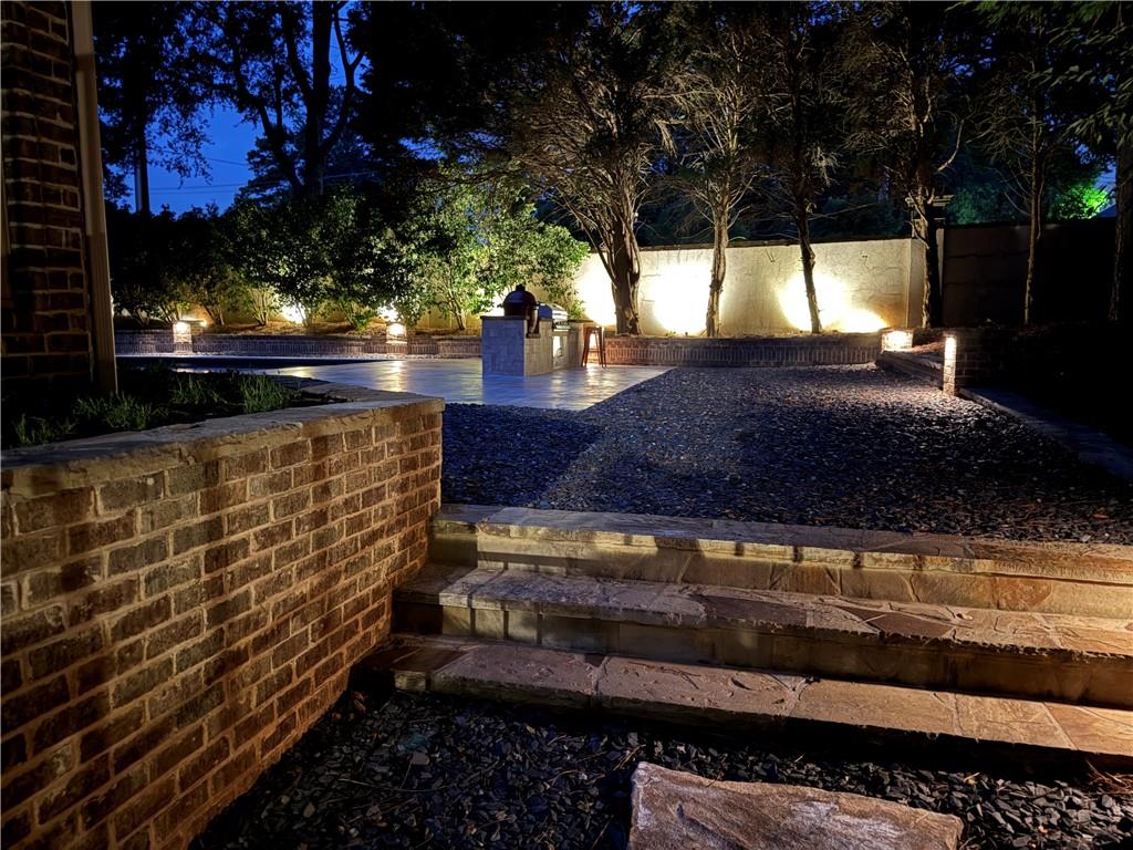 1001 Quaker Ridge Way