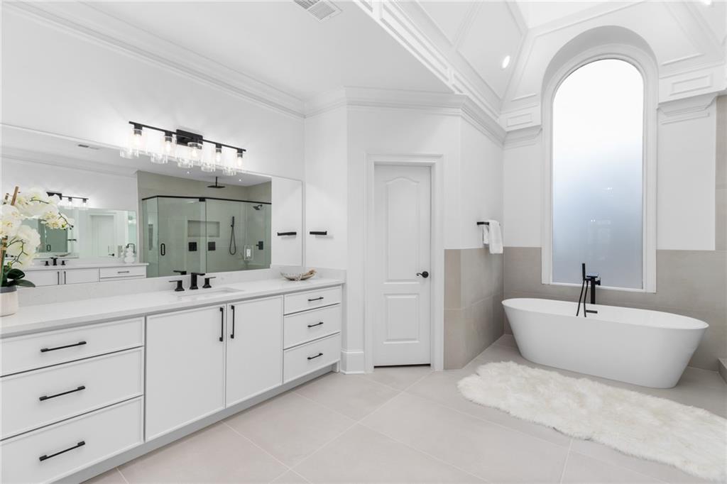 1001 Quaker Ridge Way