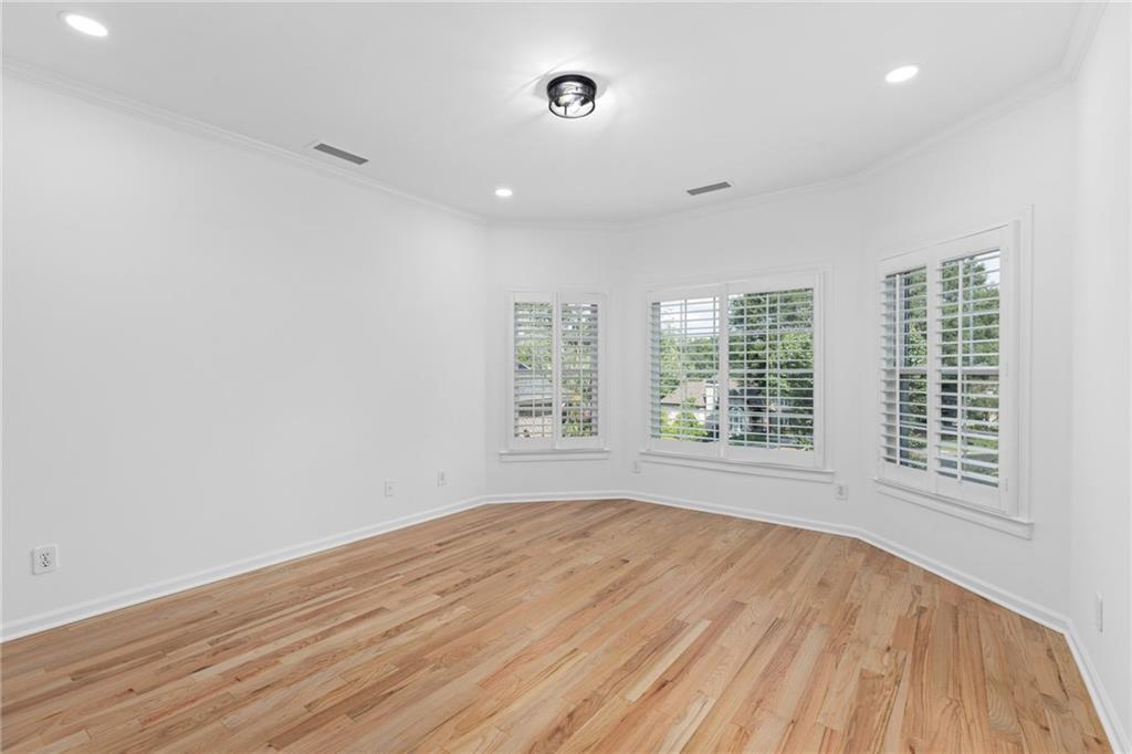 1001 Quaker Ridge Way