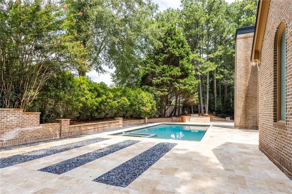 1001 Quaker Ridge Way