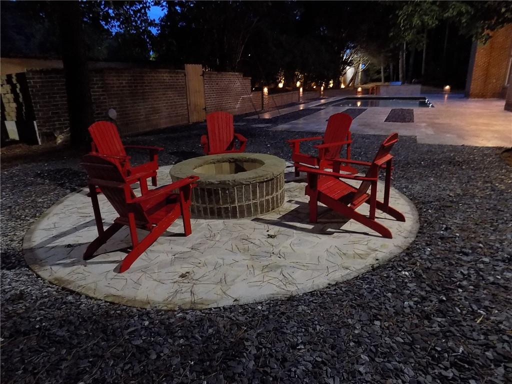 1001 Quaker Ridge Way