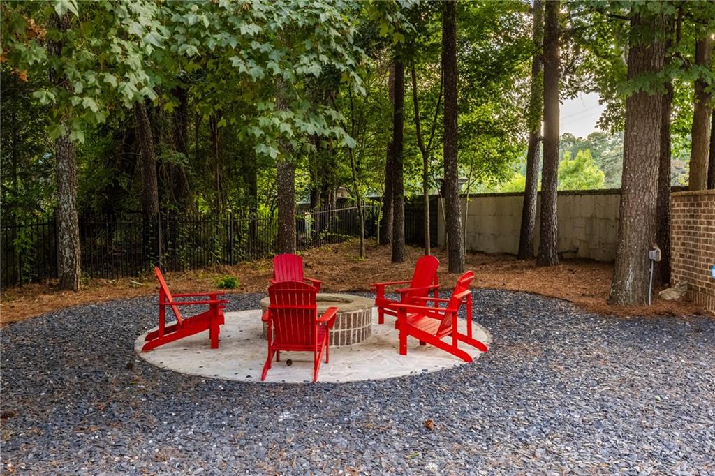 1001 Quaker Ridge Way