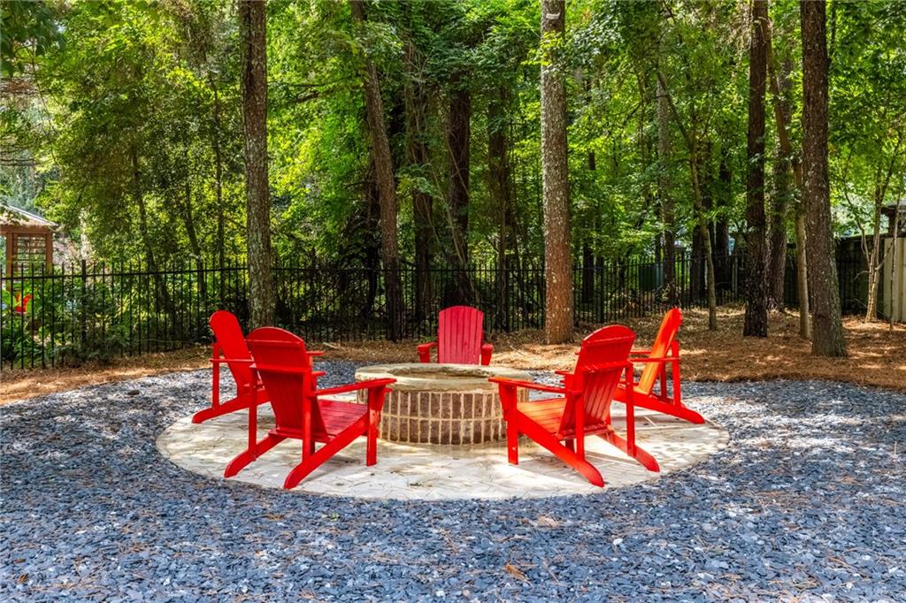 1001 Quaker Ridge Way