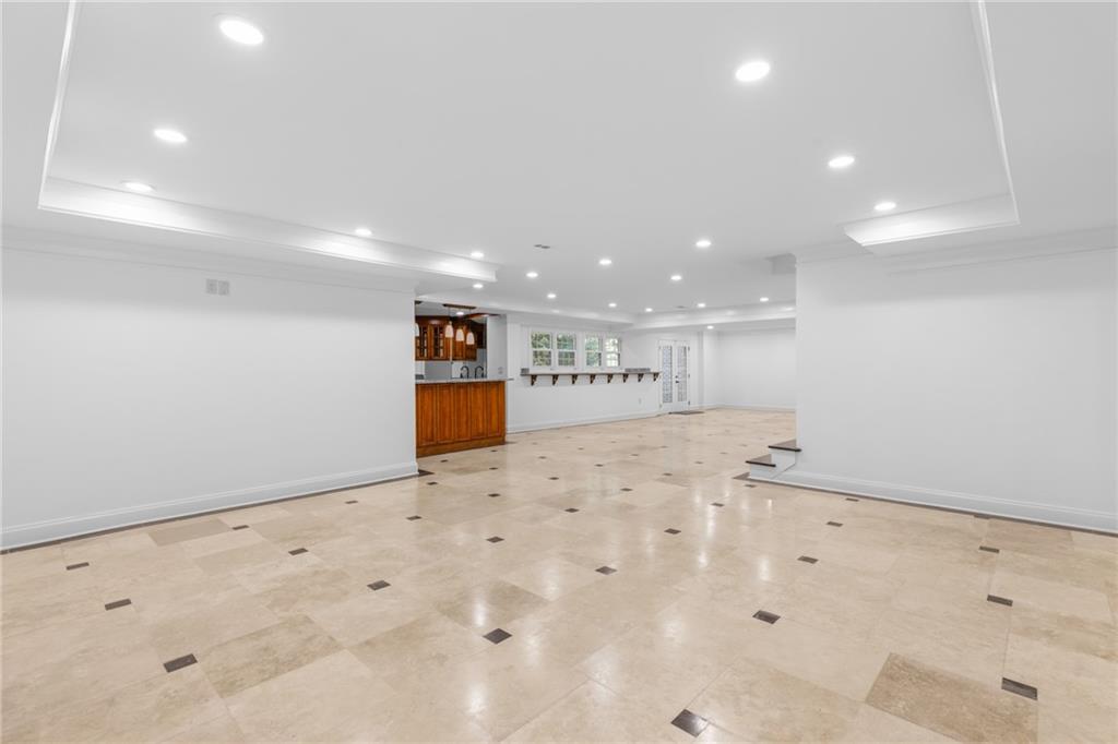 1001 Quaker Ridge Way