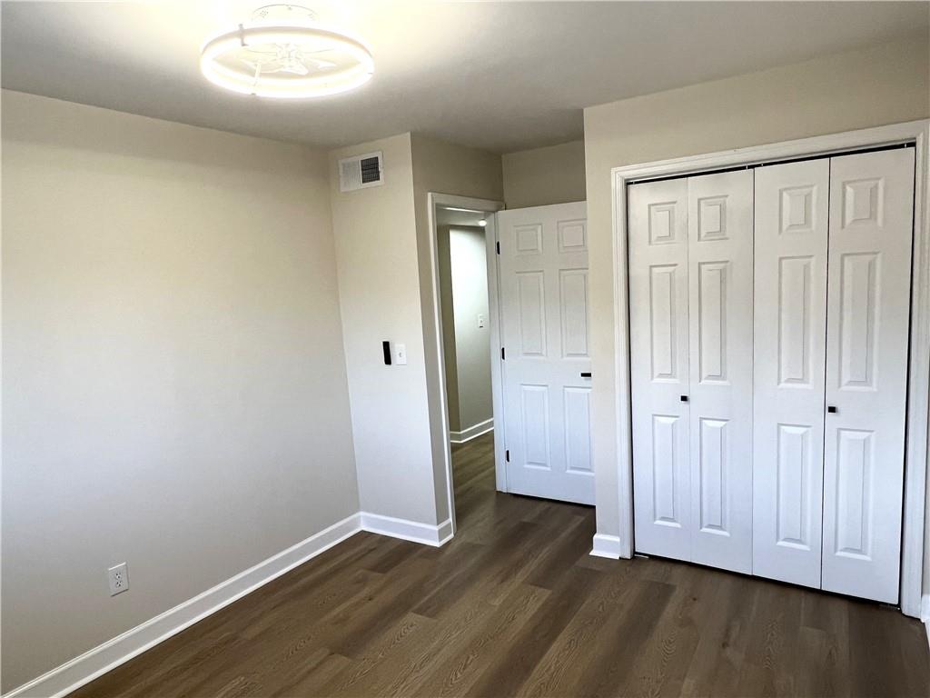 1807 Ashborough Circle SE Unit B