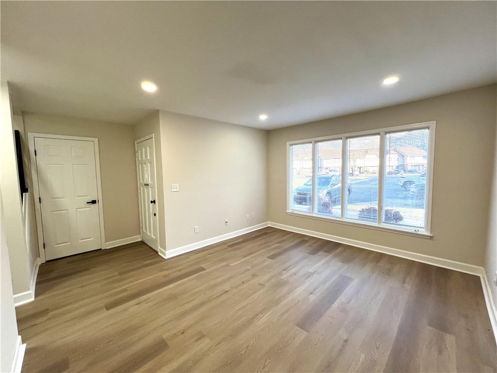 1807 Ashborough Circle SE Unit B