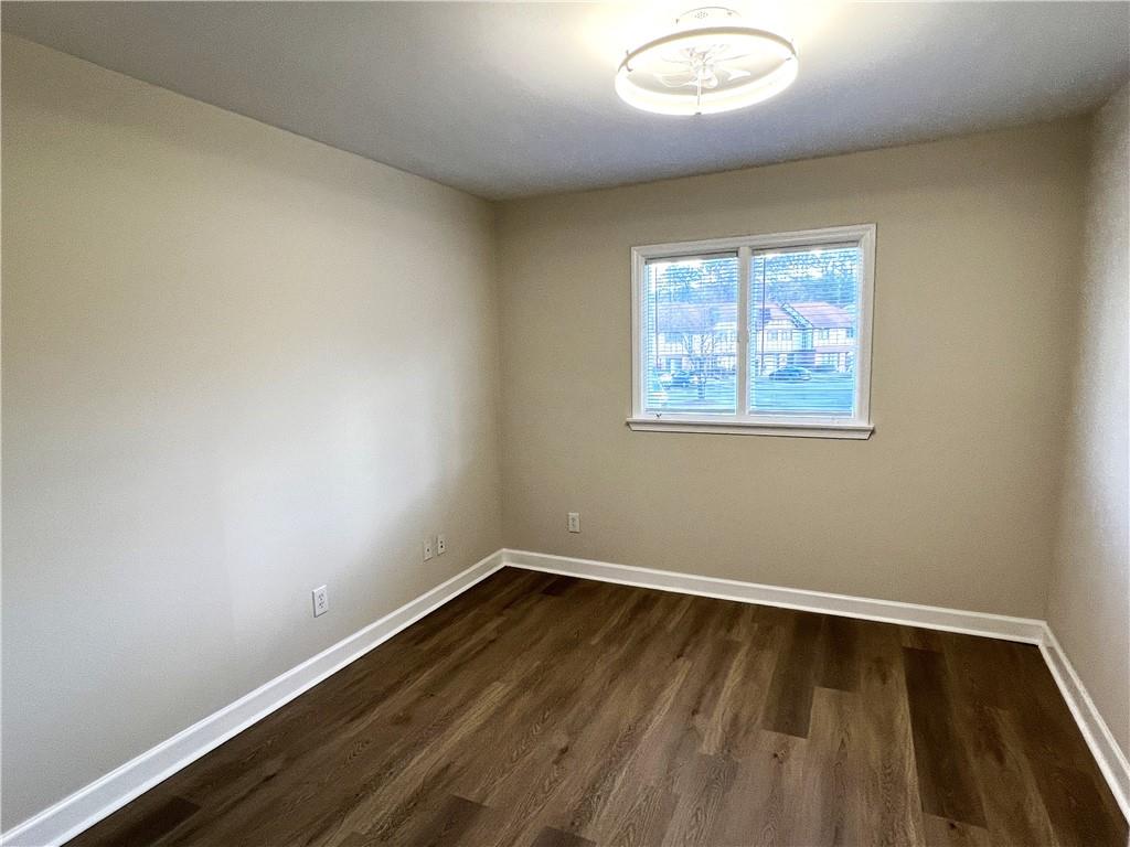 1807 Ashborough Circle SE Unit B