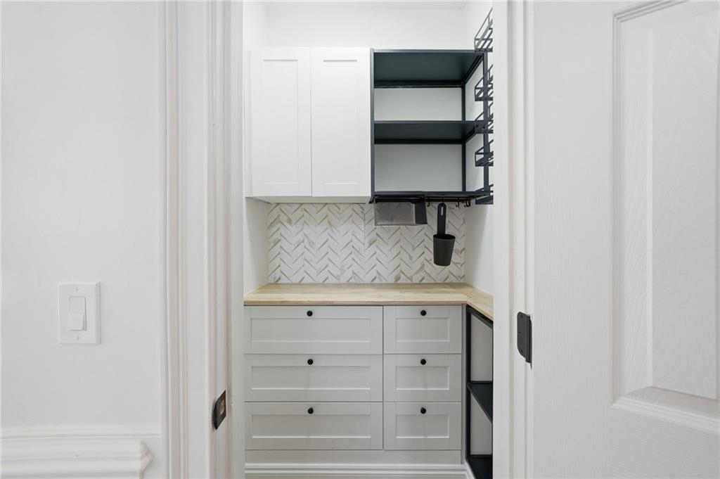 10675 Oxford Mill Circle