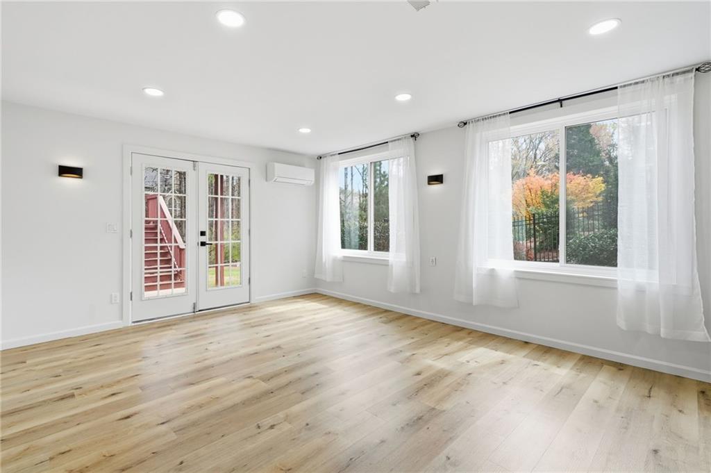 10675 Oxford Mill Circle