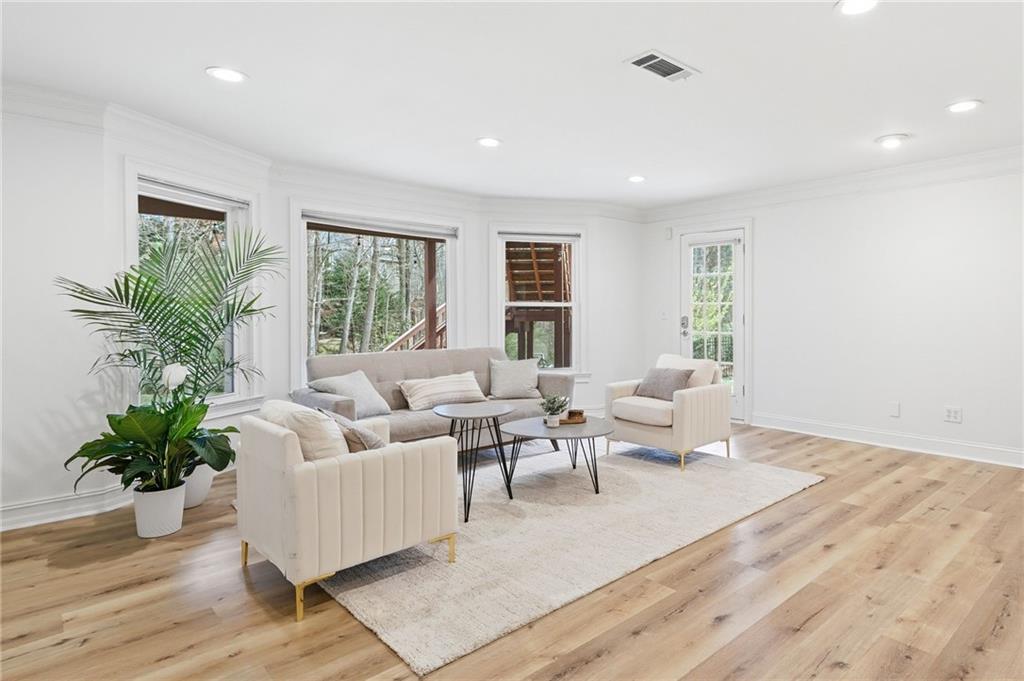 10675 Oxford Mill Circle