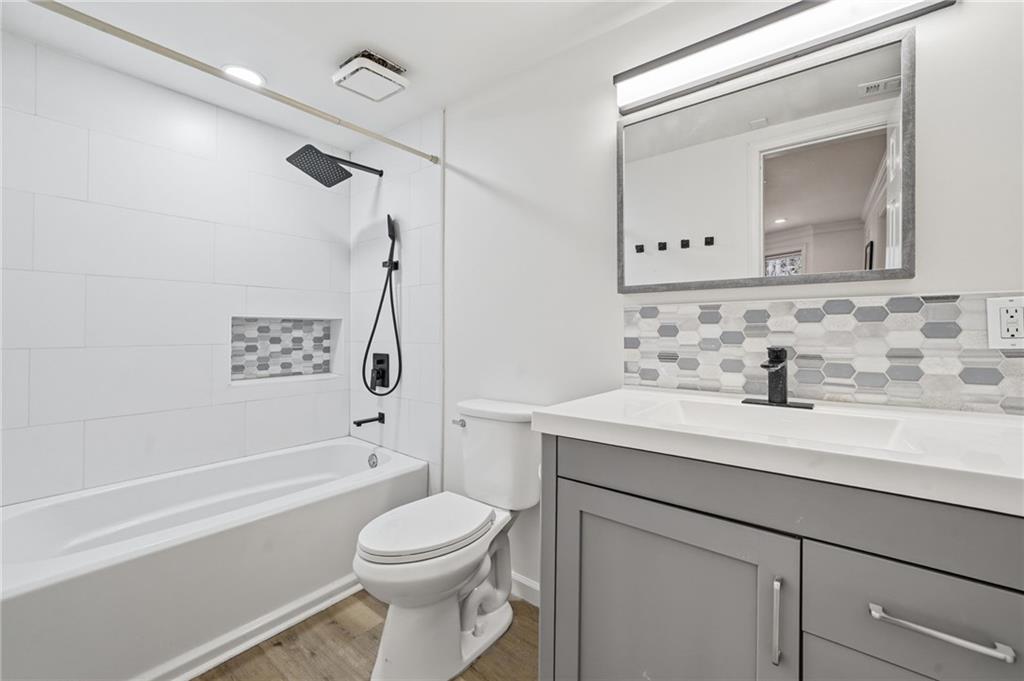 10675 Oxford Mill Circle