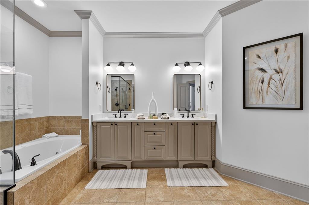 125 Arbors Lane Unit D